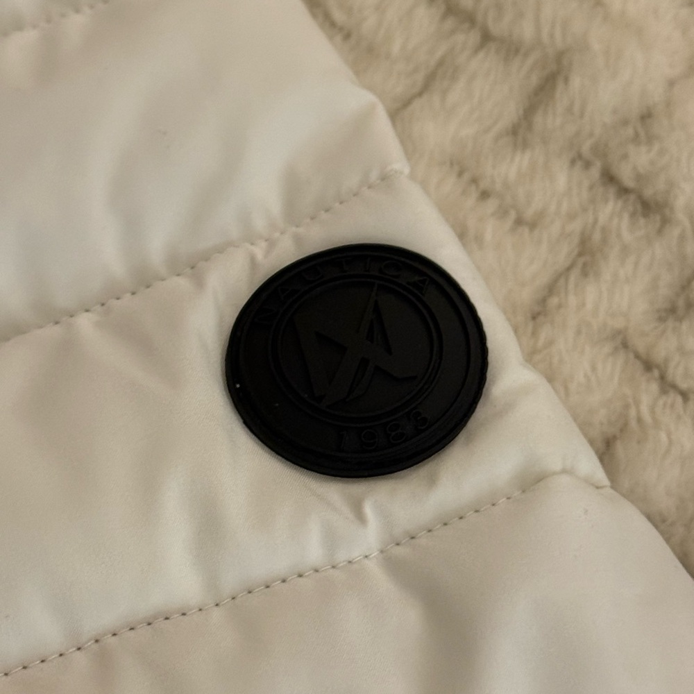 Nautica Women's White Quilted Jacket, Size M - Picture 6 of 9